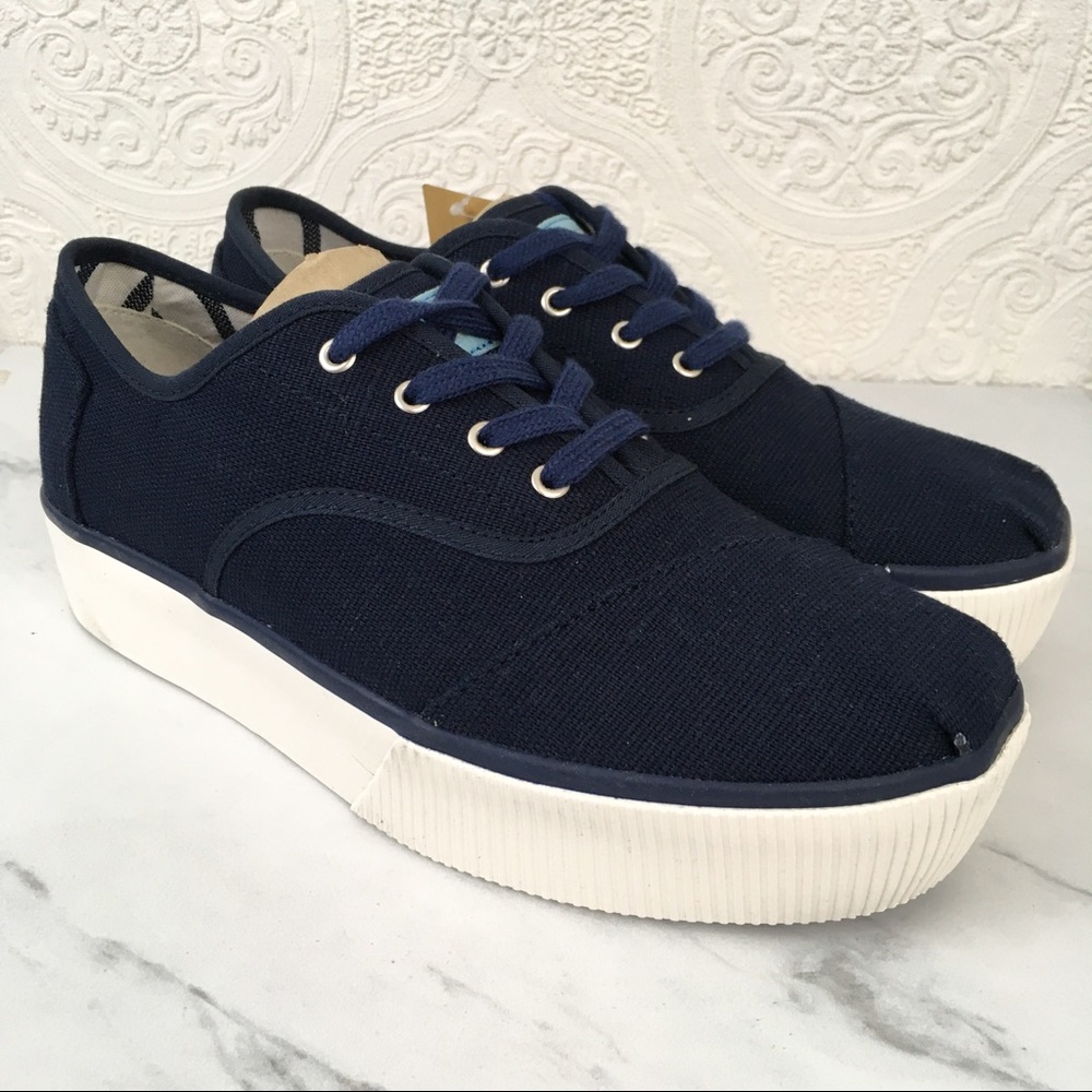 Toms Cordones Boardwalk blue canvas platform sneakers 8 casual shoes